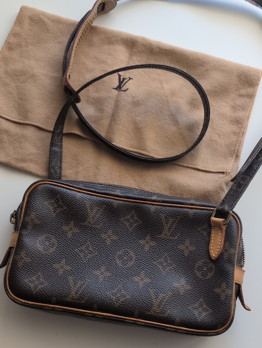 Louis Vuitton Brown Monogram Canvas Messenger Bag with Tan Trim